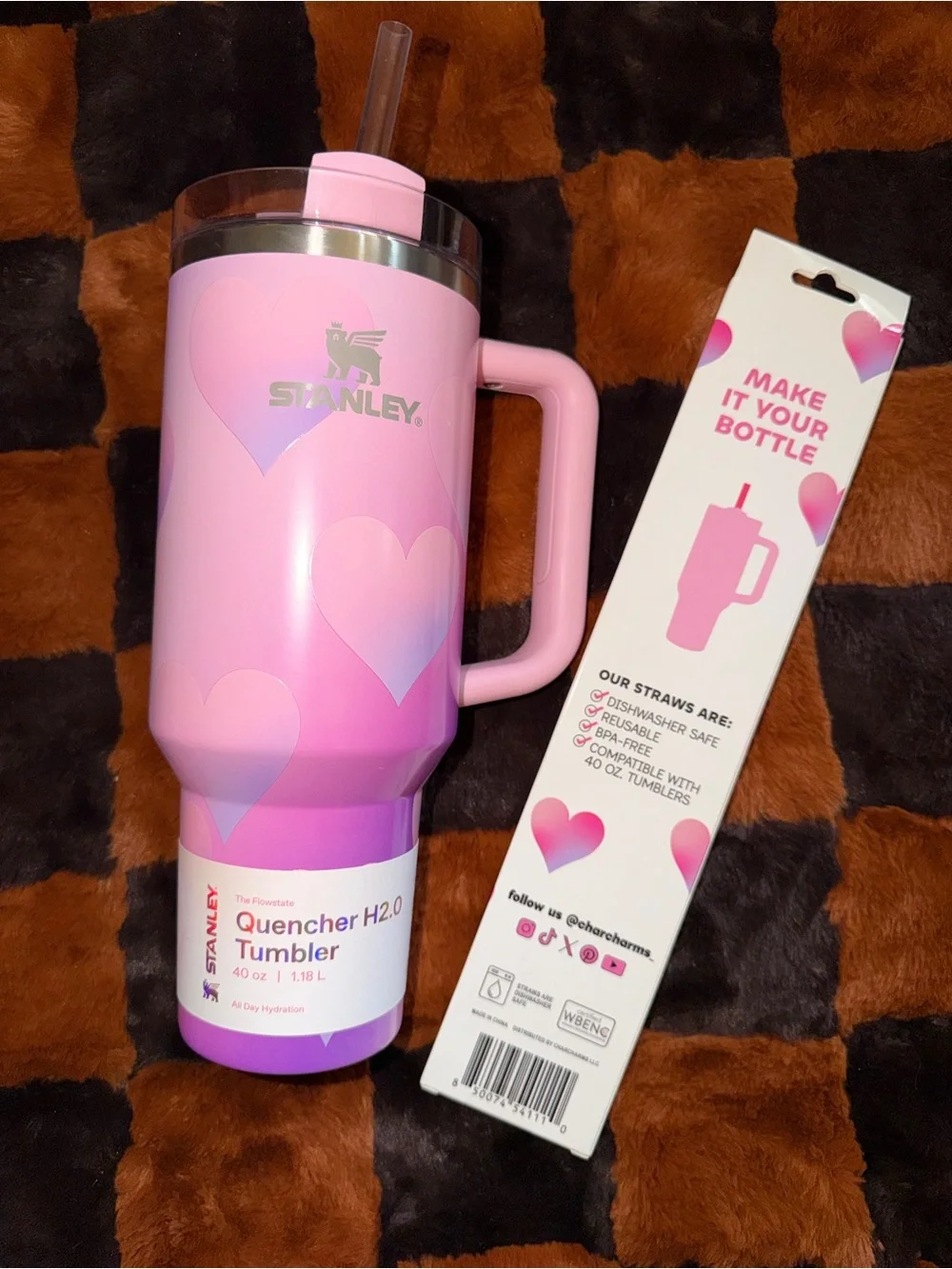 Stanley Valentine’s Day 2026 Tumbler 40 oz Powder Pink Heart Gradient Exclusive - Picture 4 of 8